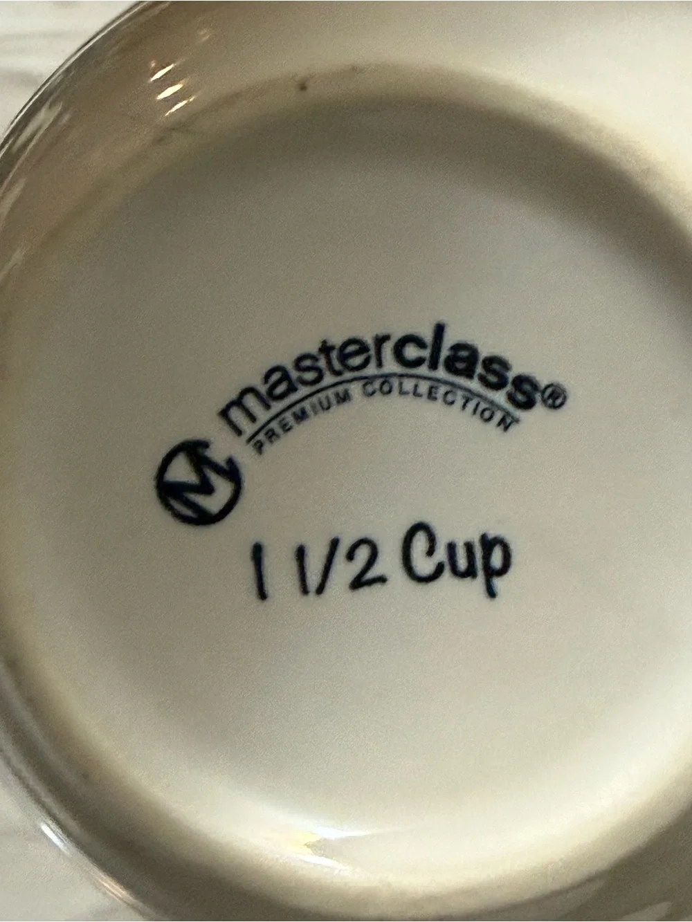 Master Class Ceramic 1 1/2 Cup White Cup With Spout Handle